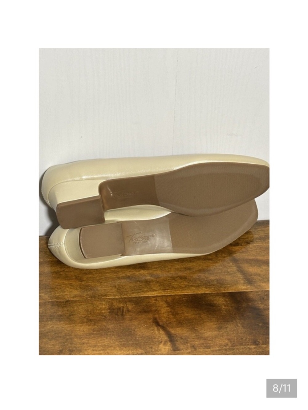 Trotters Doris Pumps Women's 9 SS Gold White Pearl Leather Like New No box - Picture 9 of 11